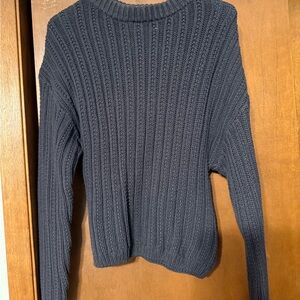 Elegant Black Women's Crew Neck Sweater